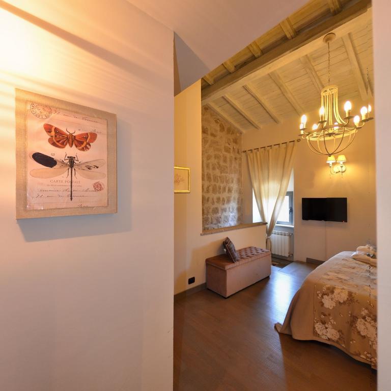 Residenza Teodorico Re B&B Viterbo Bilik gambar
